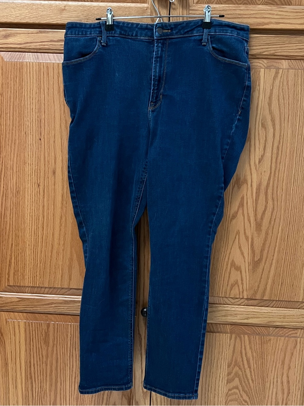 Old Navy Women’s Straight High-Rise Jeans, GUC, Size 18